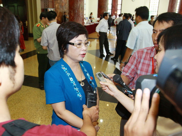 Đề nghị bãi nhiệm đại biểu Quốc hội đối với bà Châu Thị Thu Nga ảnh 1