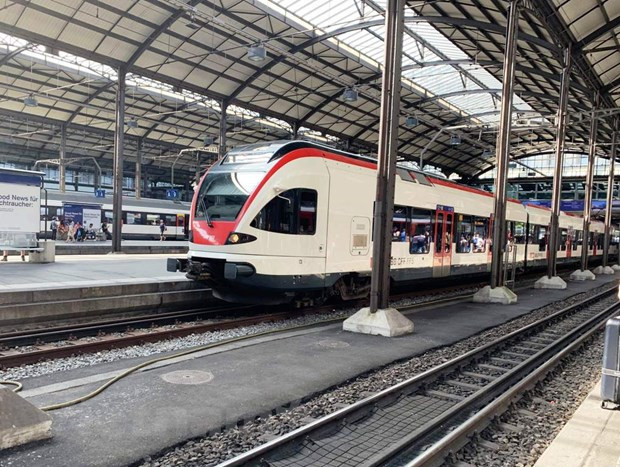 Đầu tư đường sắt tốc độ cao Bắc-Nam: Băn khoăn các phương án lựa chọn ảnh 1