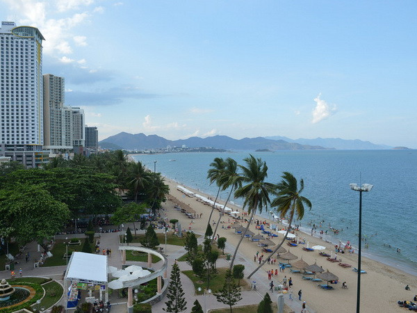 Cần tìm hiểu và ứng xử thận trọng với khách đi tour 0 đồng ảnh 1