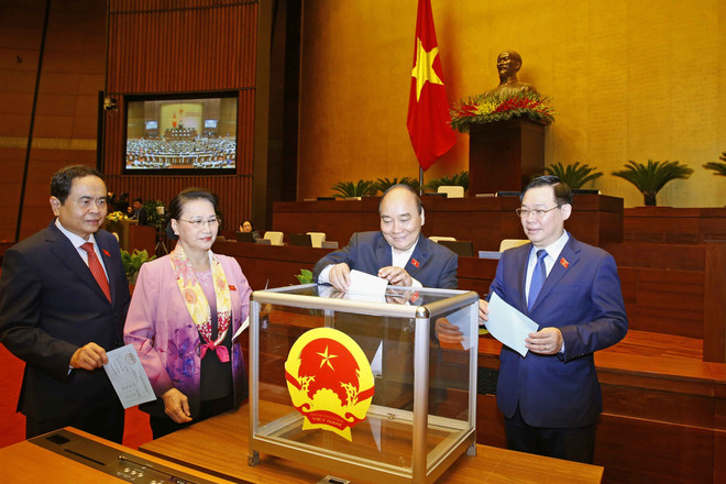 Quốc hội thông qua Nghị quyết bầu 3 Phó Chủ tịch Quốc hội ảnh 1