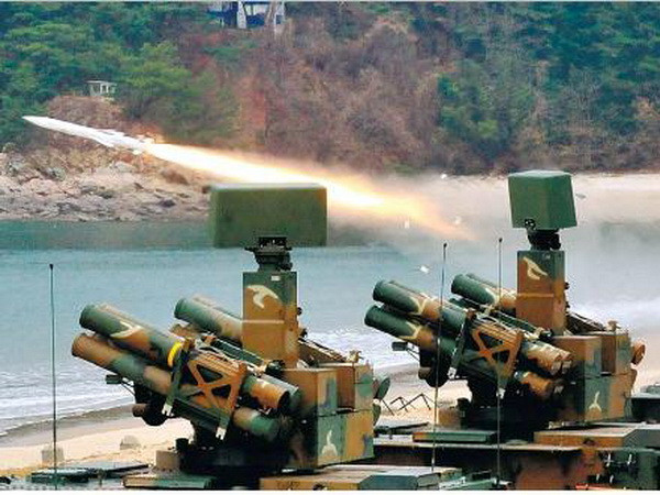 Quân đội Hàn Quốc tiến hành tập trận tên lửa đất đối không ảnh 1