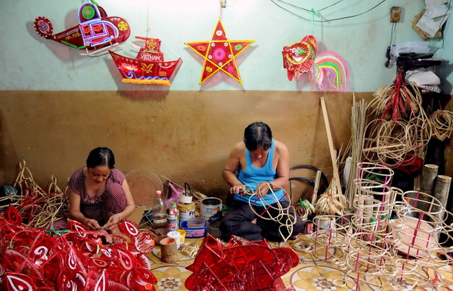 Lưu giữ hồn Việt qua những đồ chơi Trung Thu truyền thống ​ ảnh 1