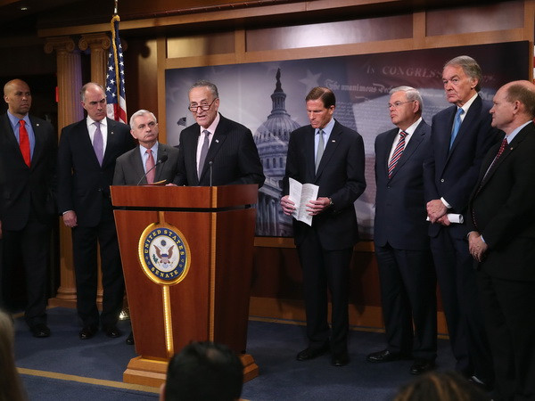 Thượng viện Mỹ thông qua dự luật về quyền đàm phán nhanh ảnh 1