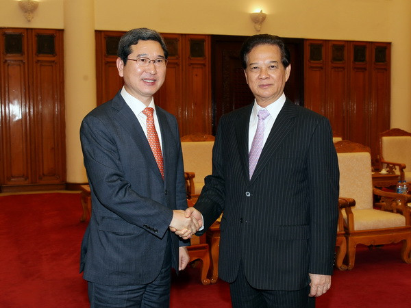 Thủ tướng Nguyễn Tấn Dũng tiếp Chủ tịch Hội Hữu nghị Hàn-Việt ảnh 1