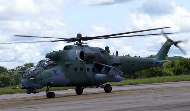 Pakistan mua máy bay trực thăng chiến đấu Mi-35 của Nga ảnh 1