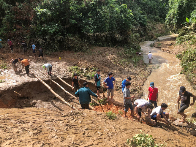 Quảng Trị: Khẩn trương khắc phục các điểm xói lở, ngập lụt do mưa lớn ảnh 1