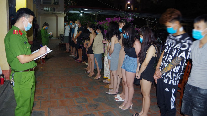 Thái Nguyên: Phá ổ "bay lắc tại 2 cơ sở kinh doanh sinh thái Làng Việt ảnh 1