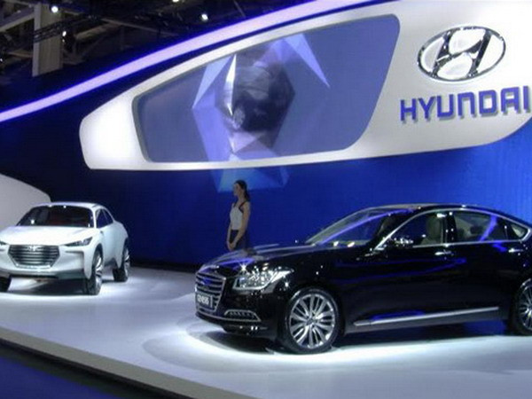 Hàng chục mẫu xe lần đầu ra mắt tại triển lãm ôtô quốc tế Moskva ảnh 3