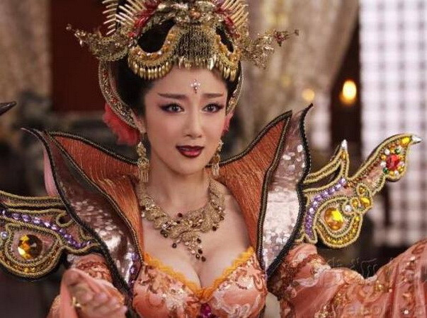 Trung Quốc tiếp tục cắt cảnh nóng trong “Tân Bảng Phong Thần” ảnh 1