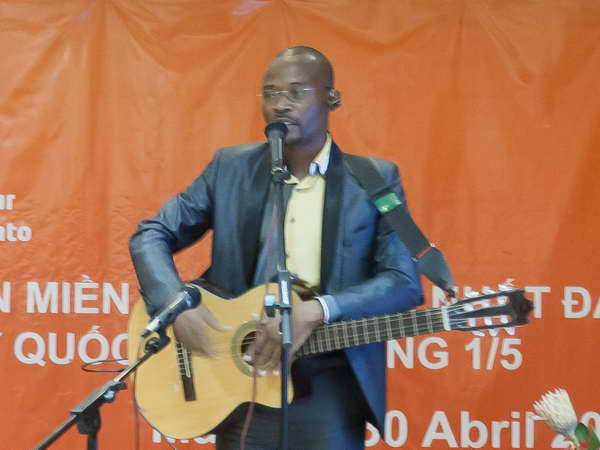 Đại sứ quán Việt Nam tại Mozambique tổ chức kỷ niệm 30/4 ảnh 1