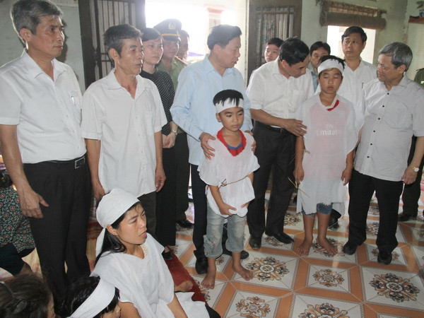 Hỗ trợ gia đình 5 nạn nhân tử vong do điện giật ở Bắc Ninh ảnh 1