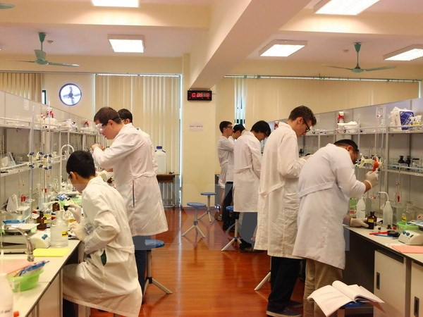 Ký ức nhà khoa học về những ngày dân tộc bước vào cuộc trường chinh ảnh 2