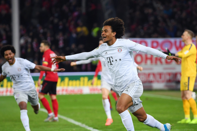 Tiền đạo trẻ Joshua Orobosa Zirkzee. Lựa chọn nào cho Hansi Flick khi Robert Lewandowski chấn thương? ảnh 2