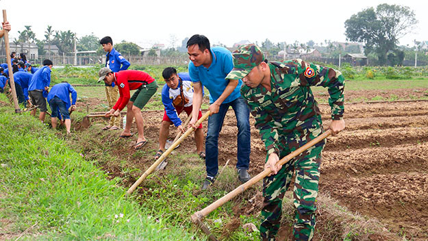 "Homestay" cho học sinh Lào: Dạy tiếng Việt gắn với sự ấm áp gia đình ảnh 4