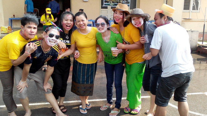 Người mẹ hiền của các thế hệ sinh viên Lào trường Báo chí ảnh 4