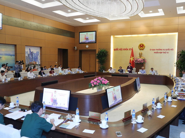 Ủy ban thường vụ Quốc hội cho ý kiến về dự án Luật quốc phòng ảnh 1