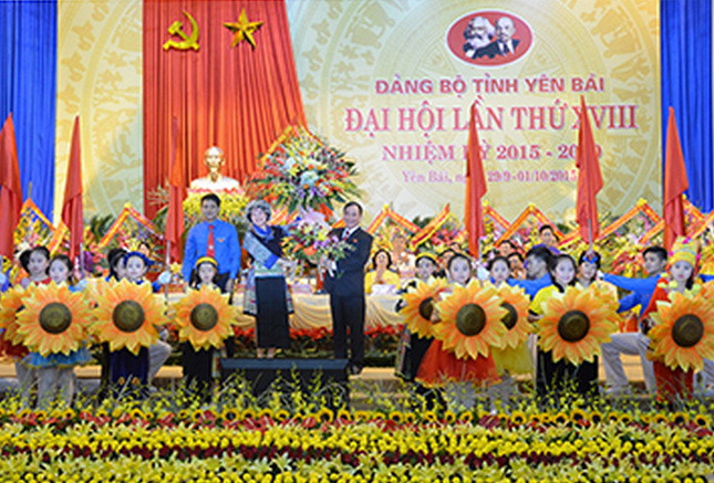 Khai mạc Đại hội đại biểu Đảng bộ tỉnh Yên Bái lần thứ XVIII ảnh 1