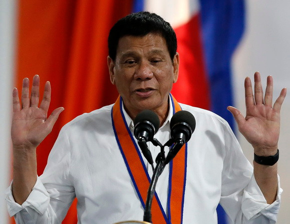 Tổng thống Philippines thăm Trung Quốc tìm cách cải thiện quan hệ ảnh 1