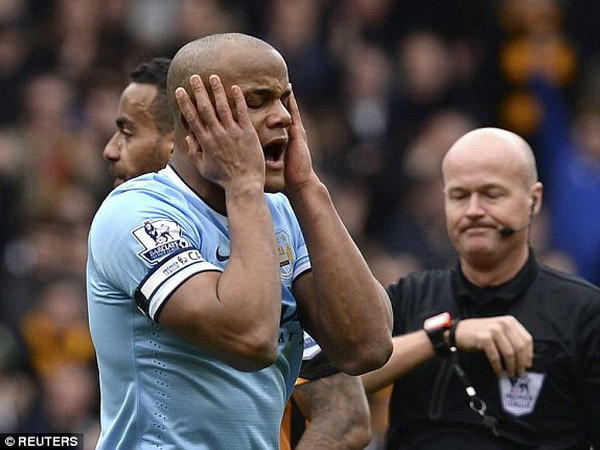 Chơi thiếu người, Man City nhọc nhằn leo lên nhì bảng ảnh 2