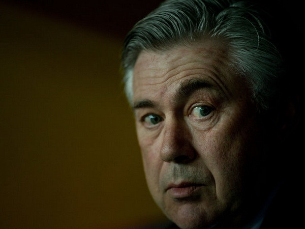 Tin 29/3: Moyes thách Sir Alex, Ancelotti "đá đểu" Mou ảnh 2