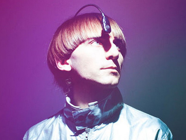 Nghệ sỹ mù màu cảm nhận màu sắc qua các nốt nhạc ảnh 1