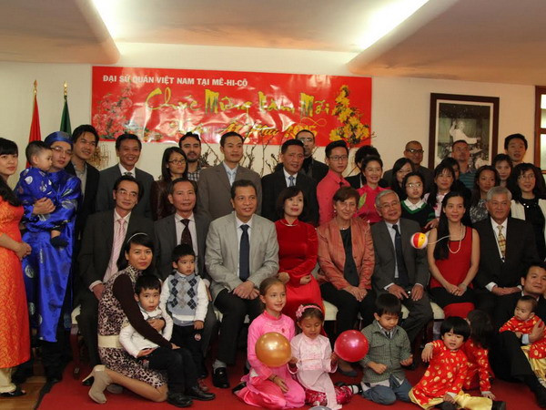 Cộng đồng người Việt tại Mexico tưng bừng đón Xuân Ất Mùi ảnh 2