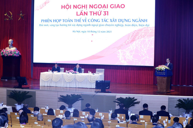 Quang cảnh phiên họp toàn thể hội nghị ngoại giao lần thứ 31. (Ảnh: Phương Hoa/TTXVN) Xây dựng nền ngoại giao toàn diện, hiện đại trong kỷ nguyên số ảnh 1