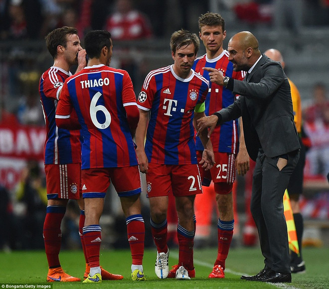 Pep Guardiola rách cả quần khi chỉ đạo ở trận hủy diệt Porto 6-1 ảnh 2