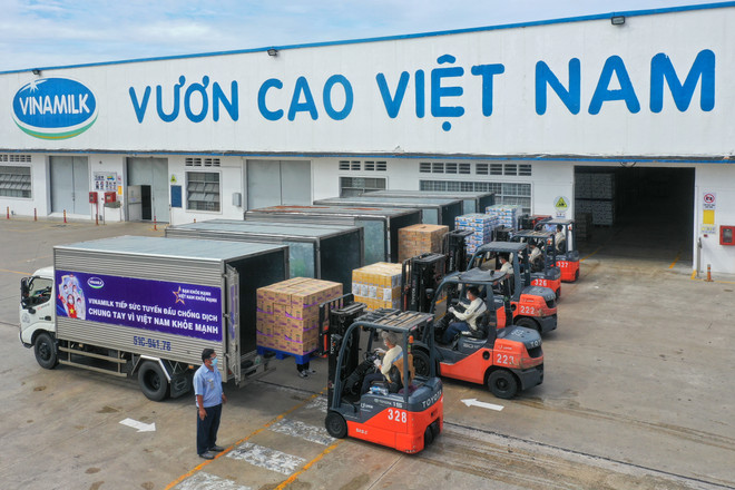 Vinamilk đẩy mạnh hành trình tiếp sức tuyến đầu chống dịch COVID-19 ảnh 1