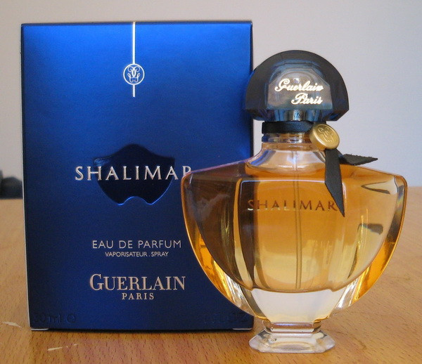 Những loại nước hoa nào được mọi người ưa chuộng nhất? ảnh 1