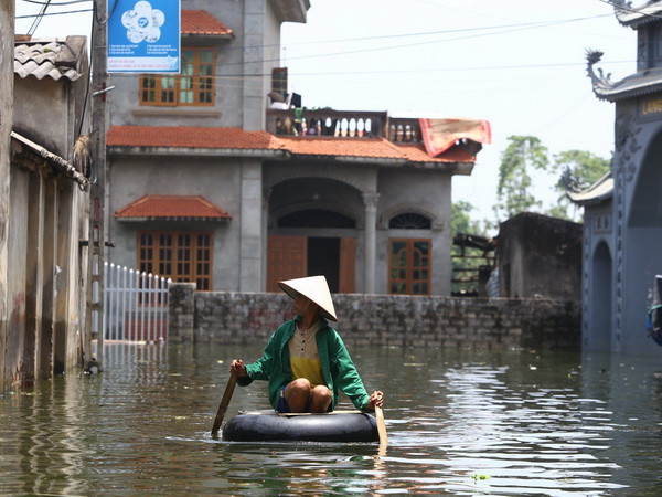 Nhiều hệ thống hạ tầng làm giảm khả năng thoát lũ của các sông ảnh 1
