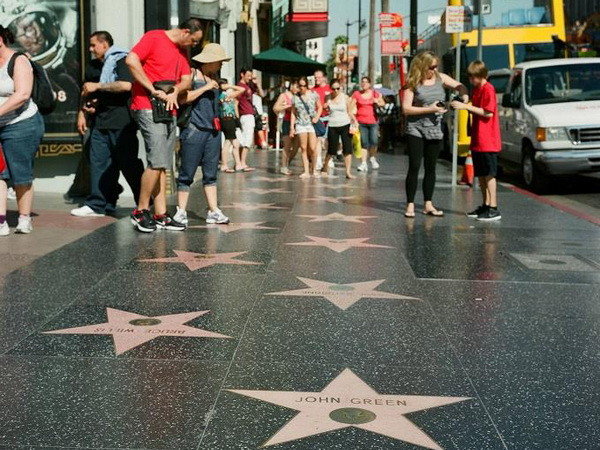 Loạt sao được vinh danh trên Đại lộ Danh vọng Hollywood 2017 ảnh 1