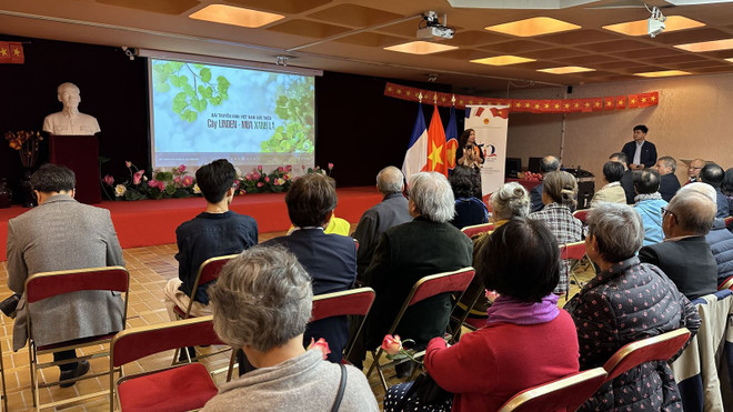 Chính thức ra mắt phim tài liệu 'Cây Linden mùa xanh lá' tại Pháp ảnh 1