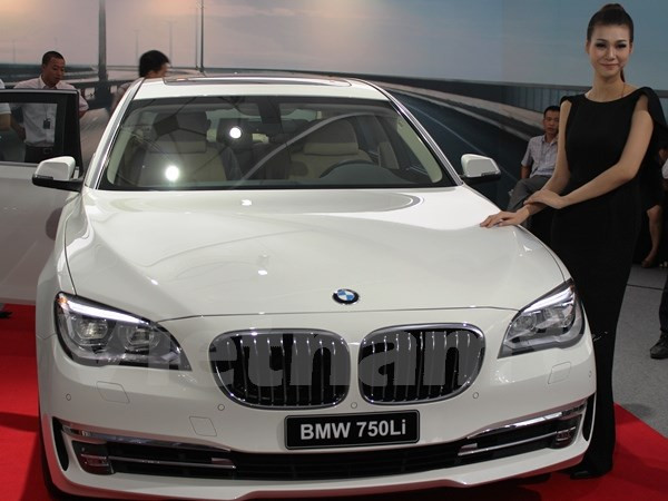 Nới quy định với ôtô nhập khẩu, rút khoảng cách "phân biệt đối xử" ảnh 1