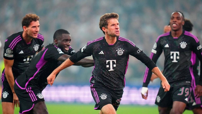 M.U thua ngược trên sân nhà, Bayern nối dài kỷ lục bất bại ảnh 3