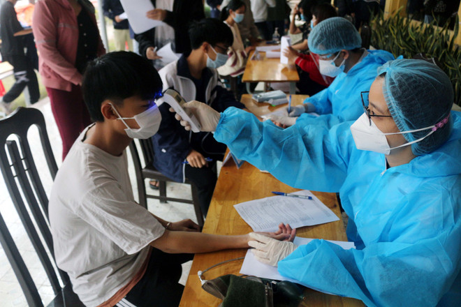 Hà Nam triển khai tiêm vaccine COVID-19 cho trẻ em từ 15-17 tuổi ảnh 2