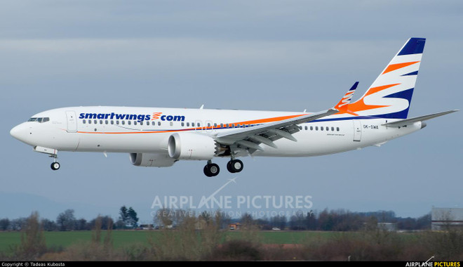 Máy bay Boeing 737 của Séc hạ cánh khẩn cấp ở Hungary ảnh 1