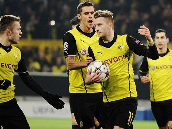 Chelsea và Barcelona thua sốc, "bảng tử thần" căng thẳng ảnh 3