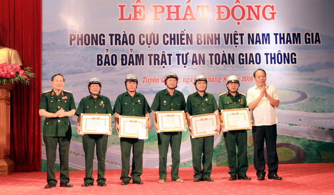 Đại tướng Ngô Xuân Lịch làm việc với Trung ương Hội Cựu chiến binh ảnh 1