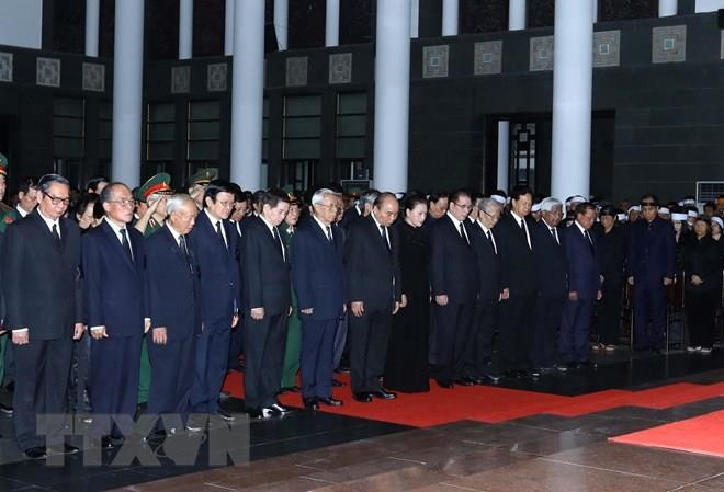 Tổ chức trọng thể Lễ viếng nguyên Chủ tịch nước, Đại tướng Lê Đức Anh ảnh 1