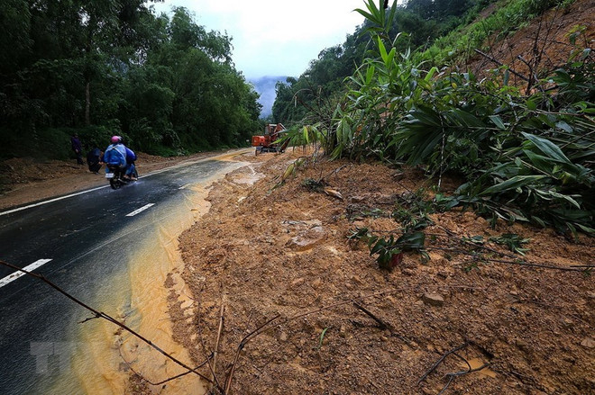Đề phòng nguy cơ xảy ra lũ quét, sạt lở đất ở miền núi Bắc Bộ ảnh 1