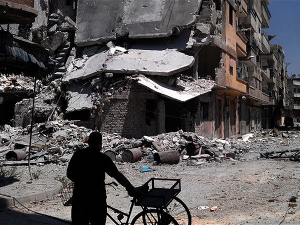 10 trẻ em chết trong một vụ không kích trường học ở Syria ảnh 1