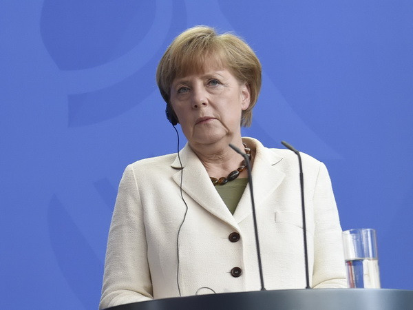 Đức kêu gọi lập tức trả tự do cho các con tin OSCE ảnh 1