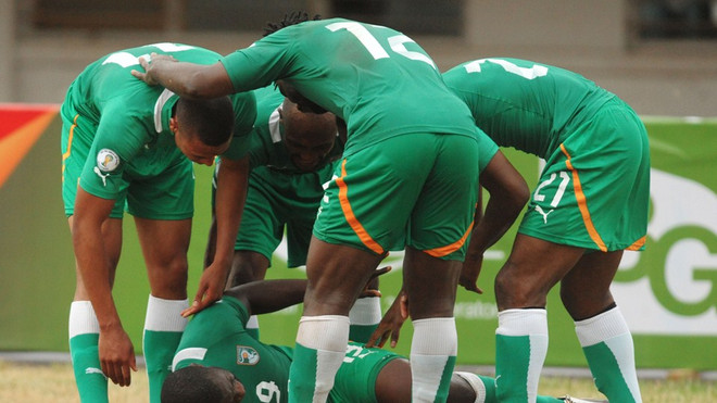 Yaya Toure chạy đua với thời gian để kịp ra sân gặp Nhật Bản ảnh 1