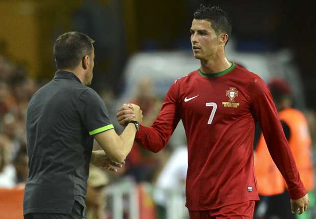 Cristiano Ronaldo tái xuất, tuyển Bồ Đào Nha "hủy diệt" Ireland ảnh 1