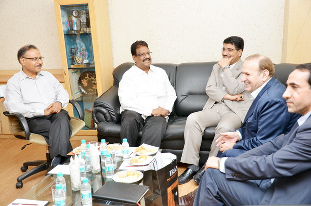 Đoàn doanh nhân Mỹ khảo sát tiềm năng hợp tác với đối tác Iran ảnh 1