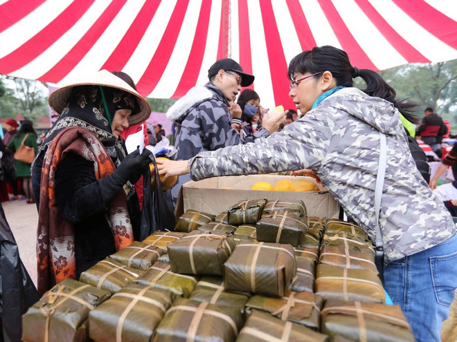 Bánh chưng ngày Tết và những nhọc nhằn của một nghề truyền thống ảnh 3