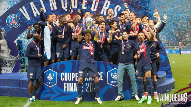 PSG đăng quang Cúp Quốc gia Pháp, hoàn tất cú ăn ba ở mùa này. PSG-cup_quoc_gia_2605.jpg