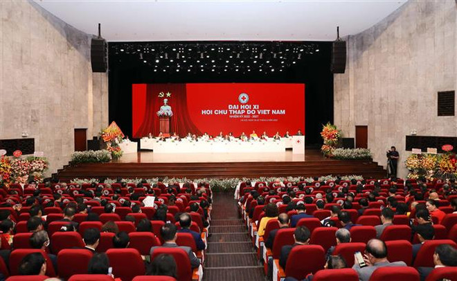 Quang cảnh đại hội. (Ảnh: Thanh Tùng/TTXVN) Khai mạc Đại hội đại biểu Hội Chữ thập Đỏ Việt Nam lần thứ XI ảnh 1