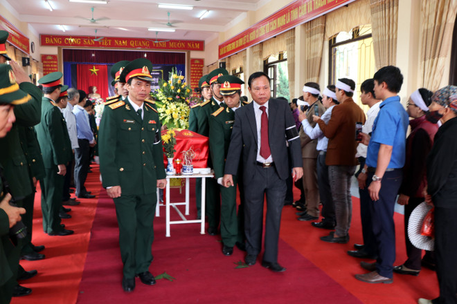 An táng 14 hài cốt liệt sỹ trong kháng chiến chống thực dân Pháp ảnh 1